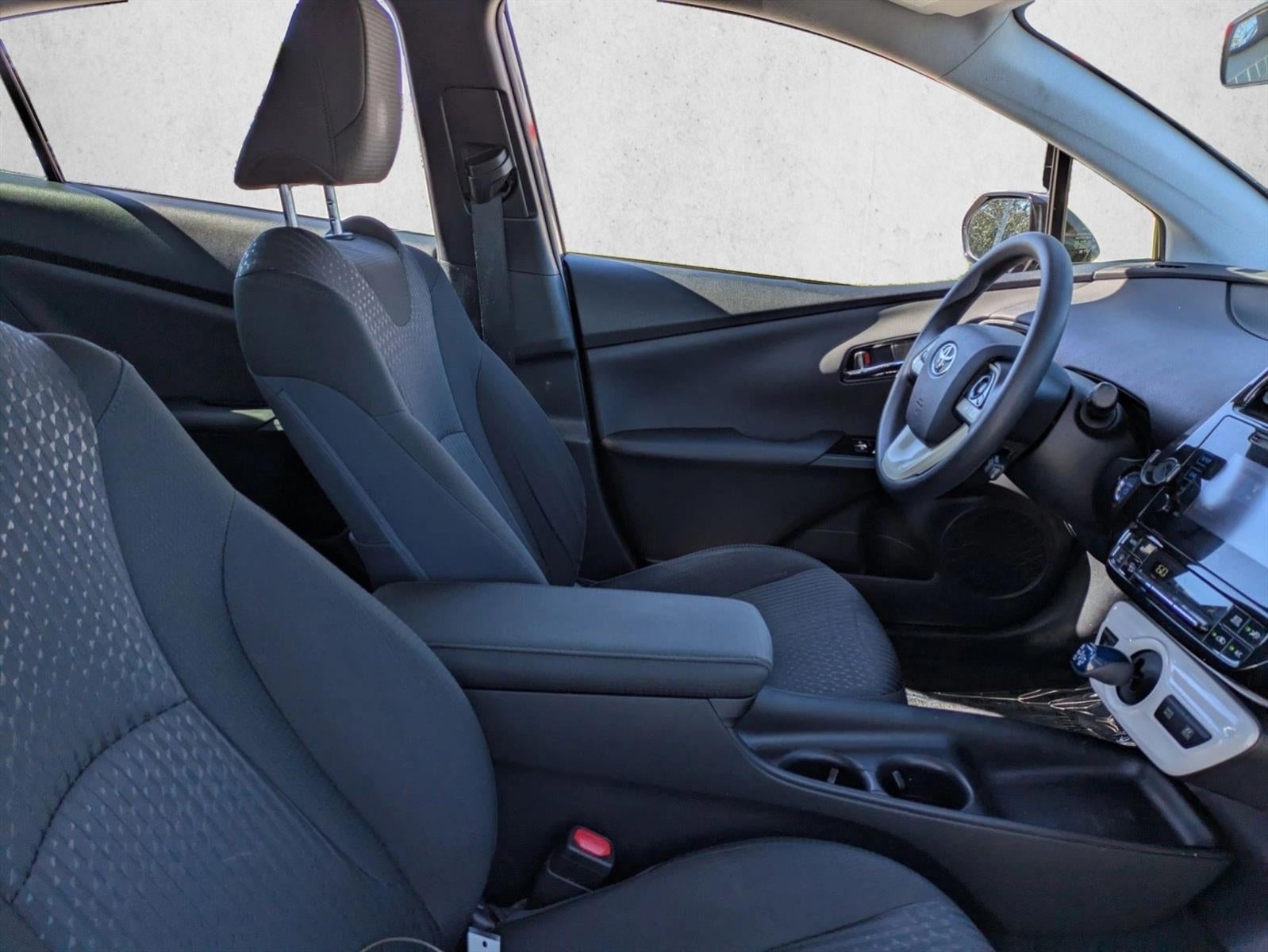 2018 Toyota Prius Two (Natl)