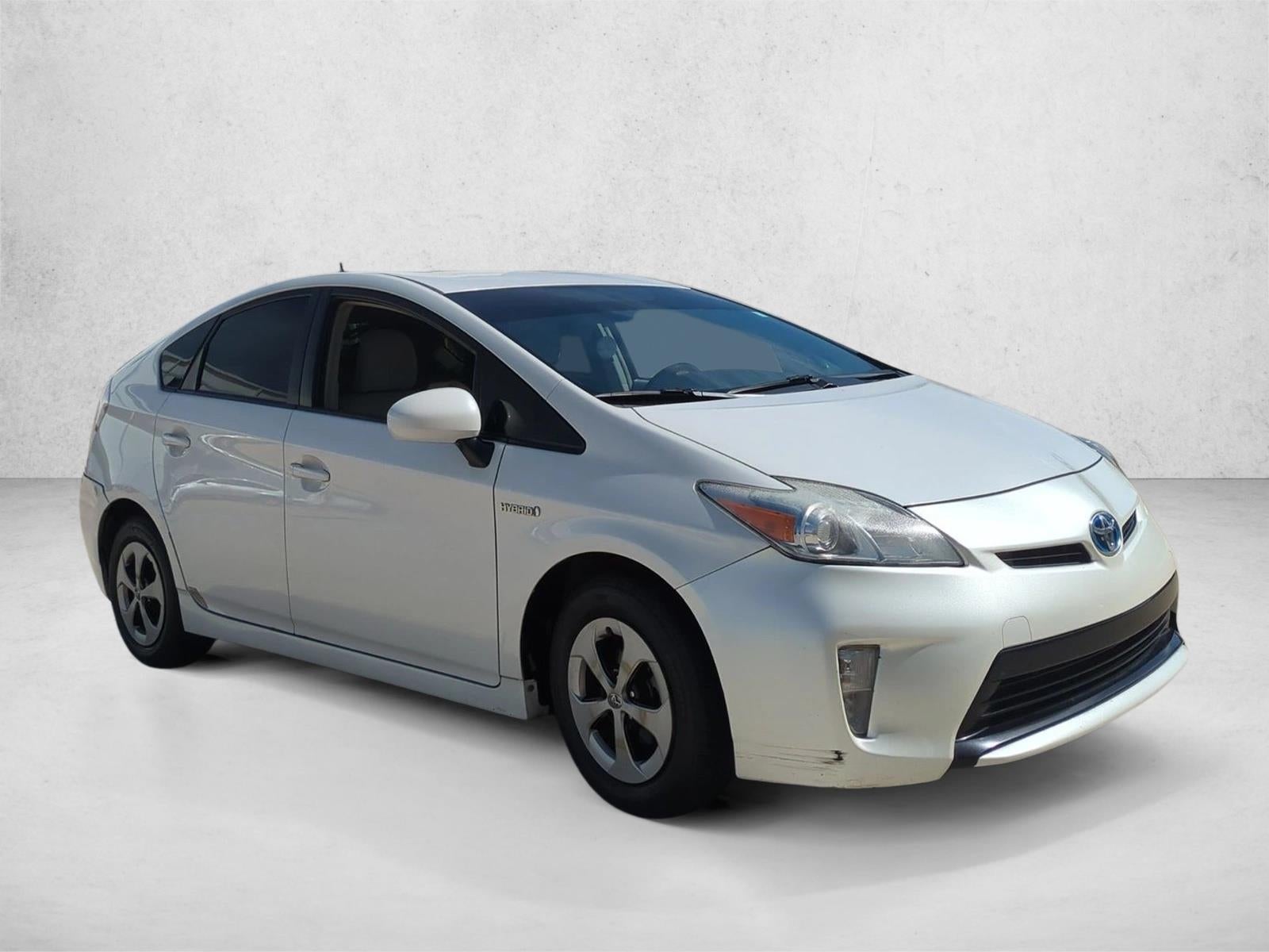2013 Toyota Prius 5dr HB Two (Natl)