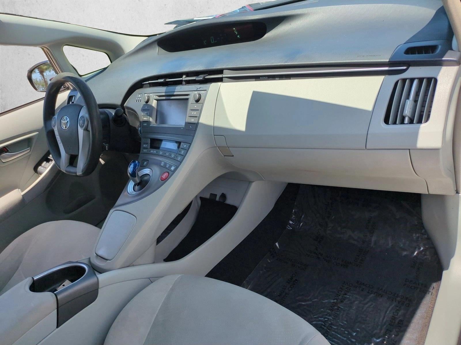 2015 Toyota Prius 5dr HB Two (SE)