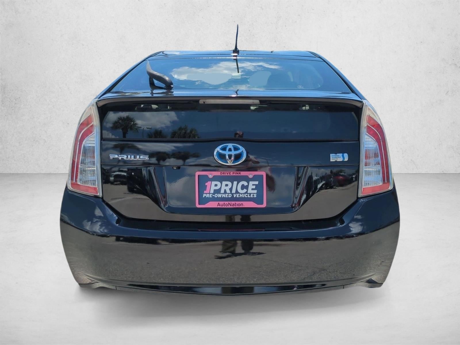 2015 Toyota Prius 5dr HB Two (SE)