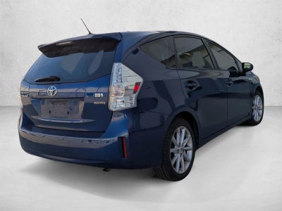 2012 Toyota Prius v 5dr Wgn Five (Natl)