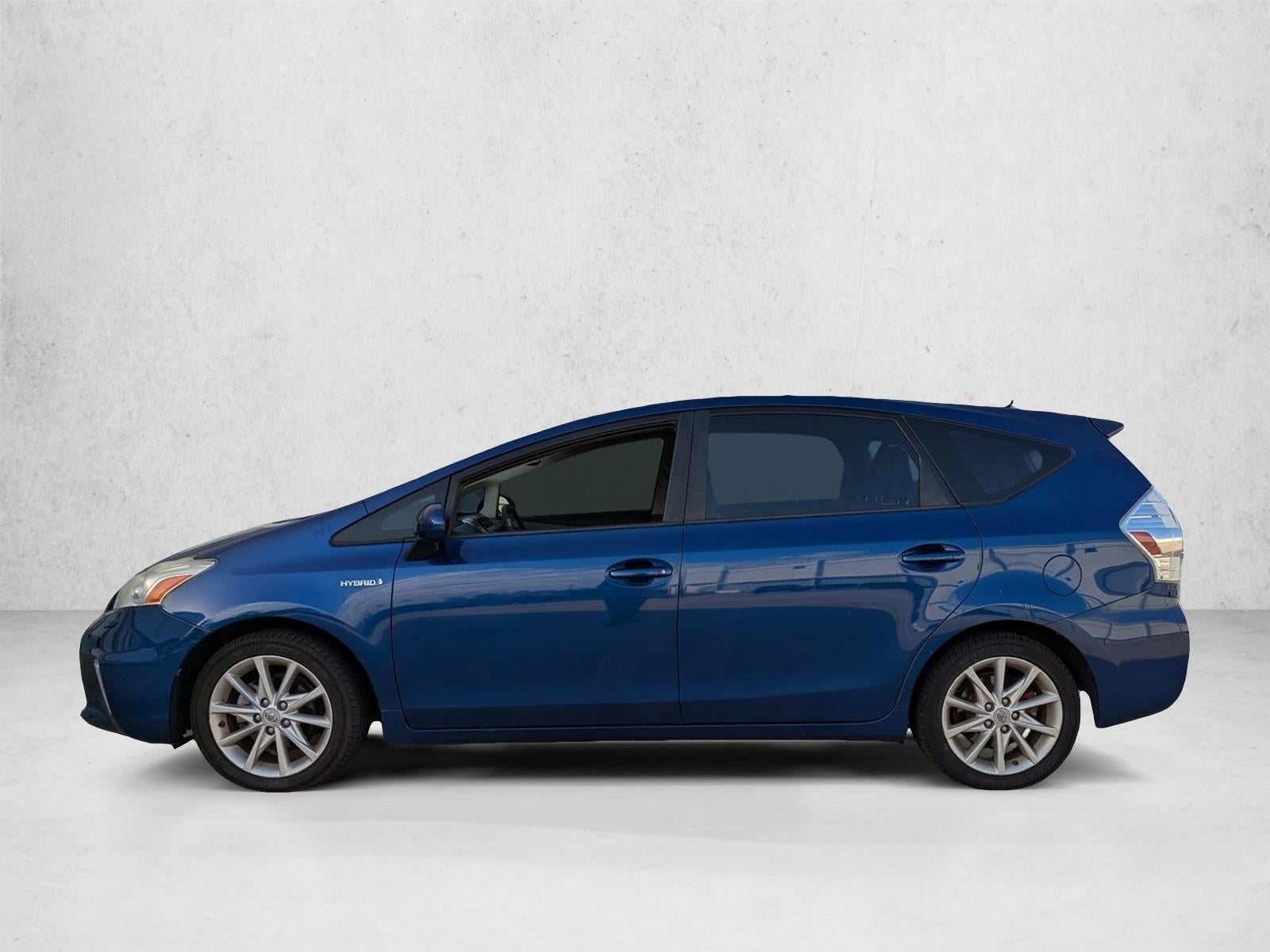 2012 Toyota Prius v 5dr Wgn Five (Natl)