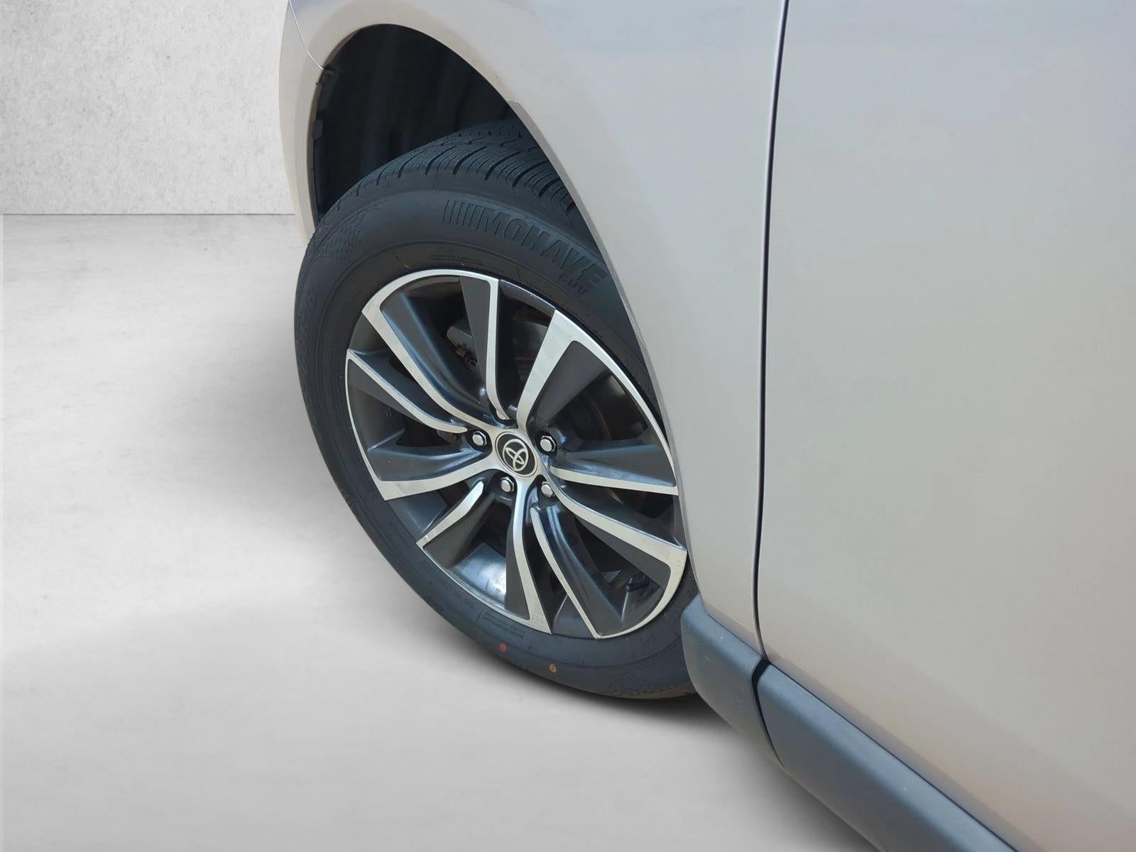2022 Toyota Venza LE AWD (GS)