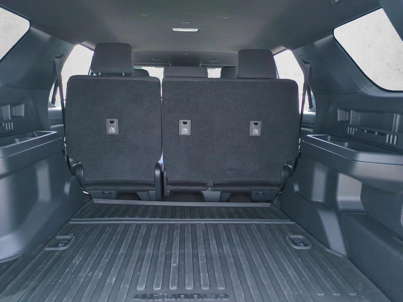 2025 Toyota 4Runner SR5 2WD (Natl)