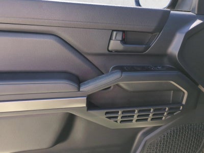 2025 Toyota 4Runner SR5 2WD (Natl)