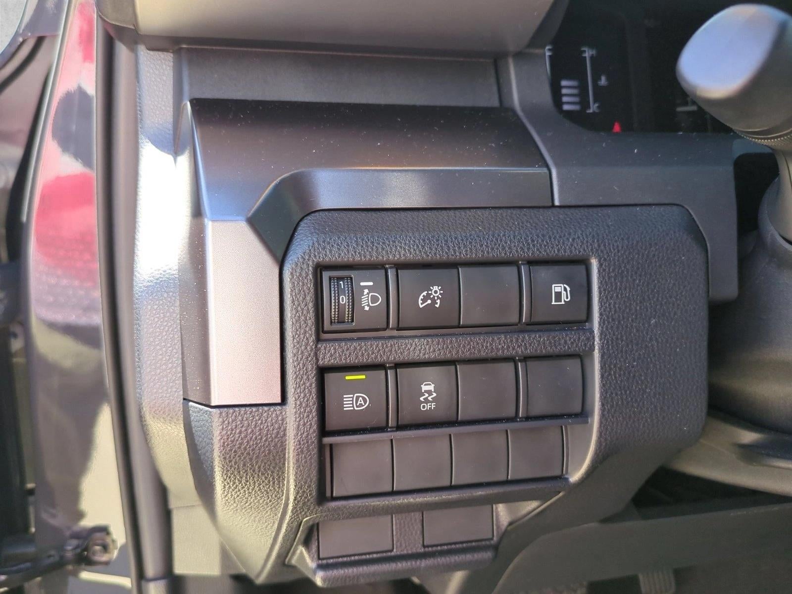 2025 Toyota 4Runner SR5 2WD (Natl)