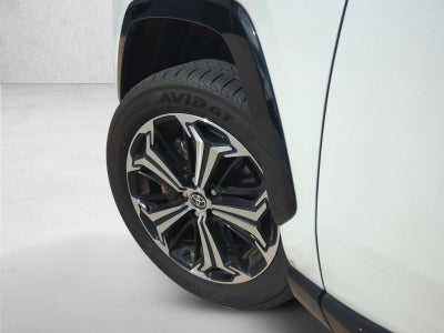 2025 Toyota RAV4 Plug-In Hybrid XSE (Natl)