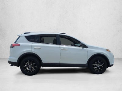 2018 Toyota RAV4 SE FWD (Natl)