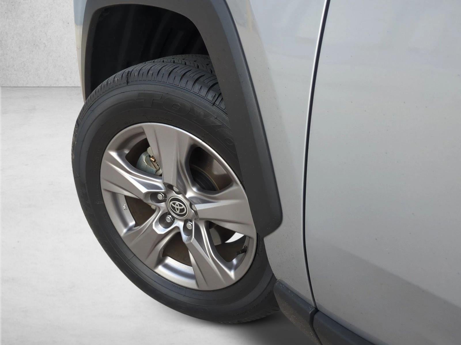 2024 Toyota RAV4 Hybrid XLE AWD (Natl)