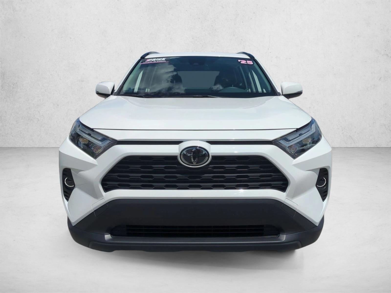 2025 Toyota RAV4 Hybrid XLE AWD (Natl)