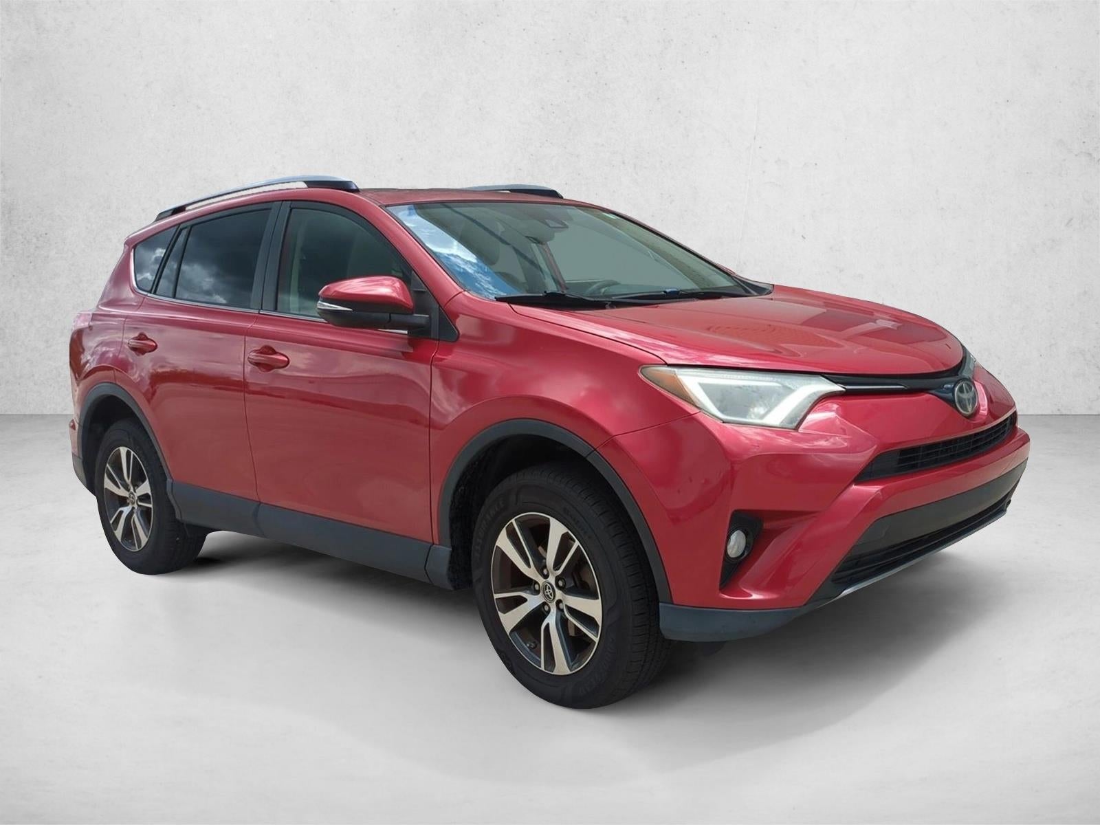 2017 Toyota RAV4 XLE FWD (GS)