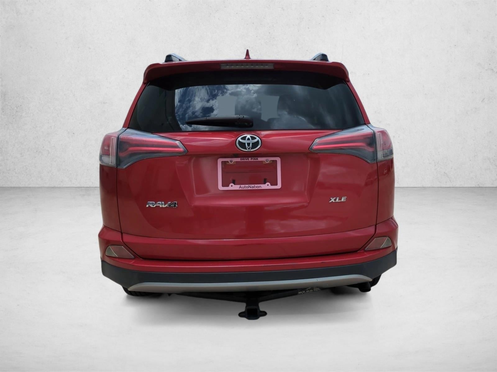2017 Toyota RAV4 XLE FWD (GS)