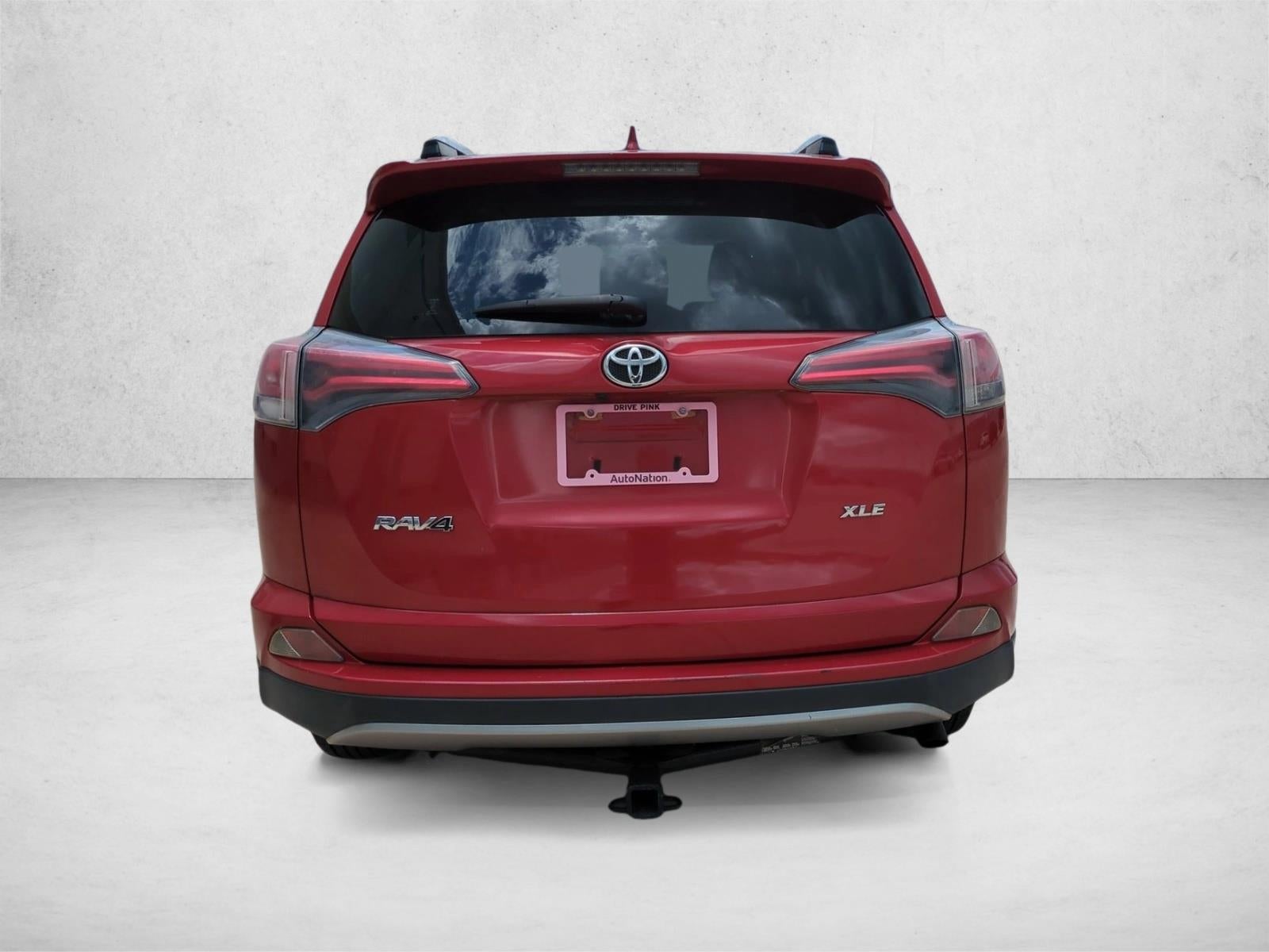 2017 Toyota RAV4 XLE FWD (GS)