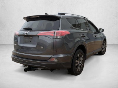2017 Toyota RAV4 LE FWD (GS)
