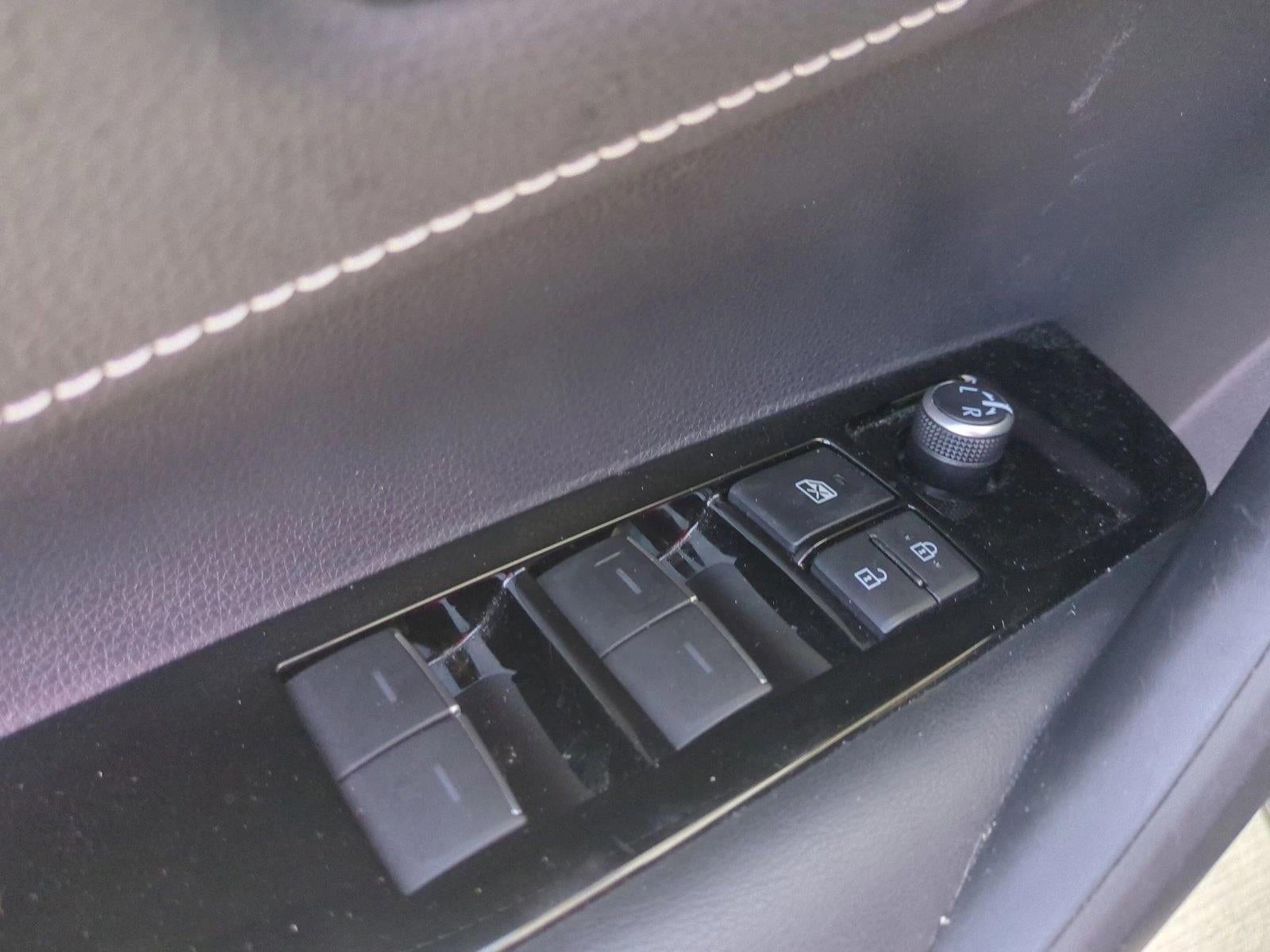 2021 Toyota Corolla Hatchback SE CVT (Natl)