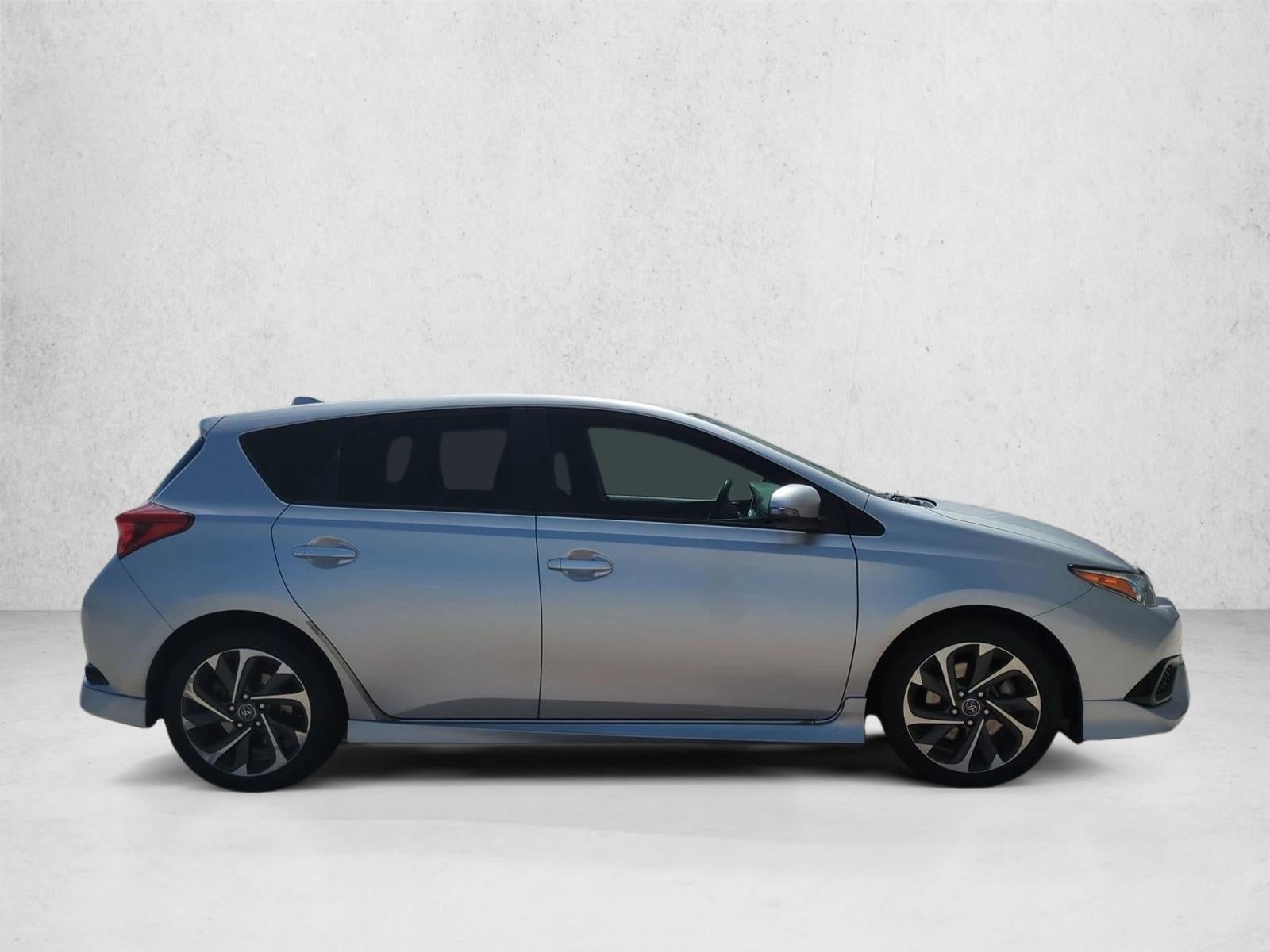 2017 Toyota Corolla iM CVT (Natl)