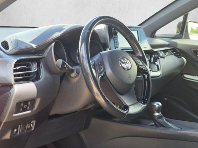 2018 Toyota C-HR XLE FWD (Natl)