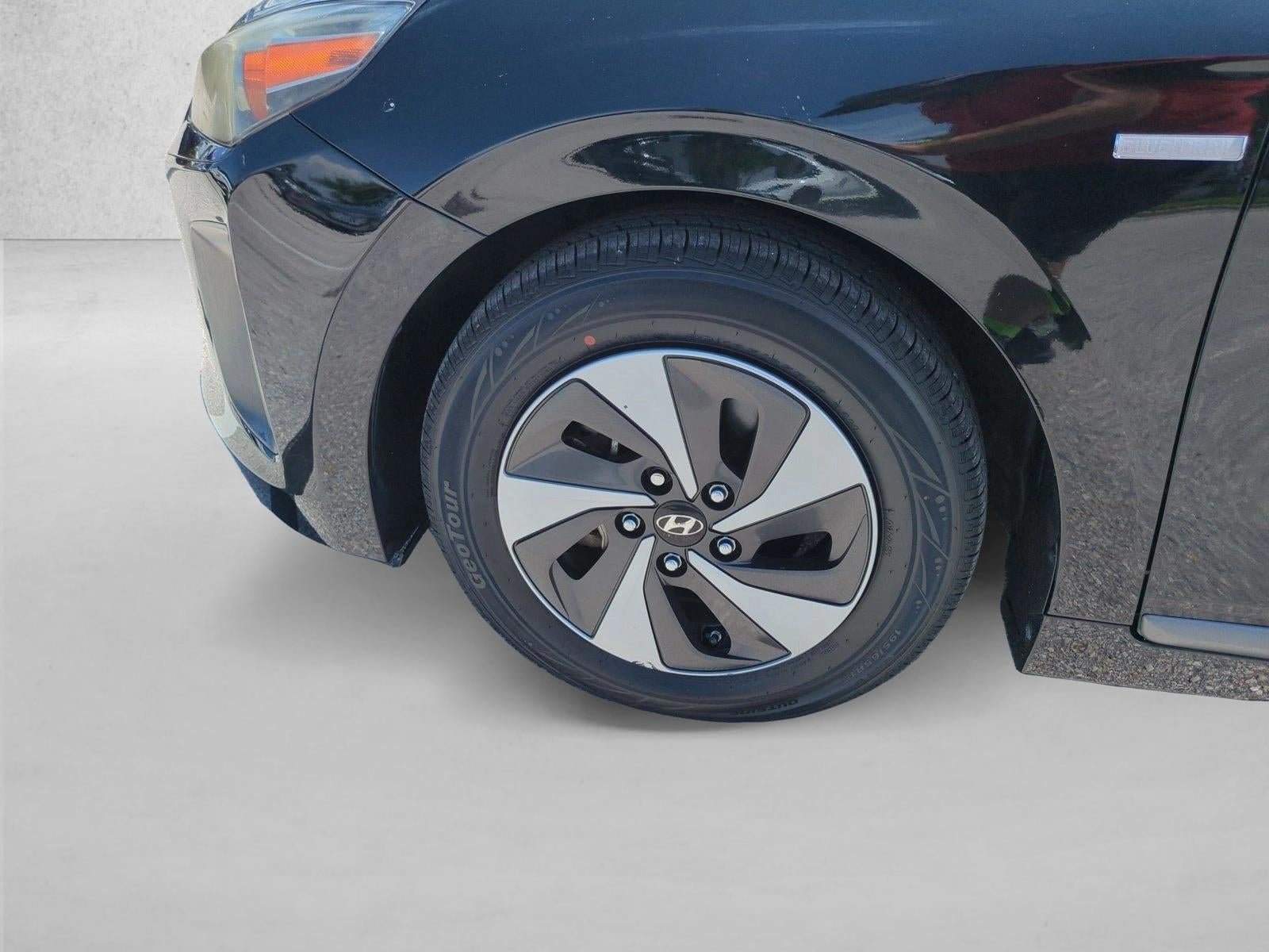 2017 Hyundai IONIQ Hybrid SEL Hatchback