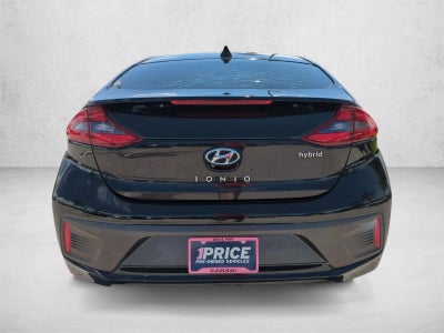 2017 Hyundai IONIQ Hybrid SEL Hatchback