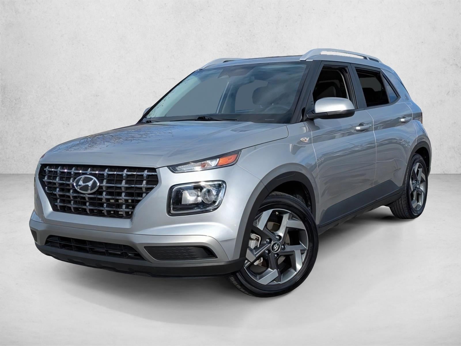 2024 Hyundai VENUE SEL IVT