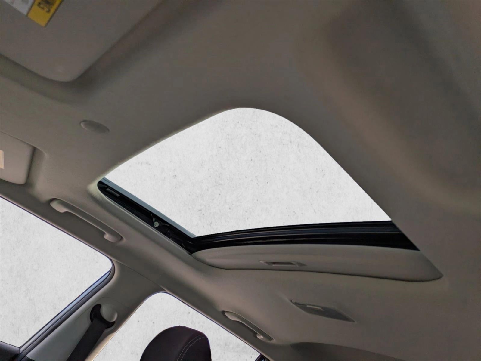 2024 Hyundai VENUE SEL IVT