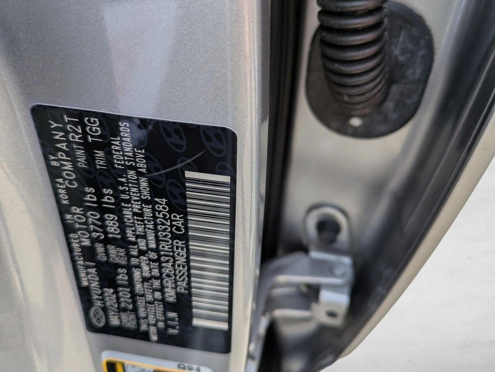 2024 Hyundai VENUE SEL IVT