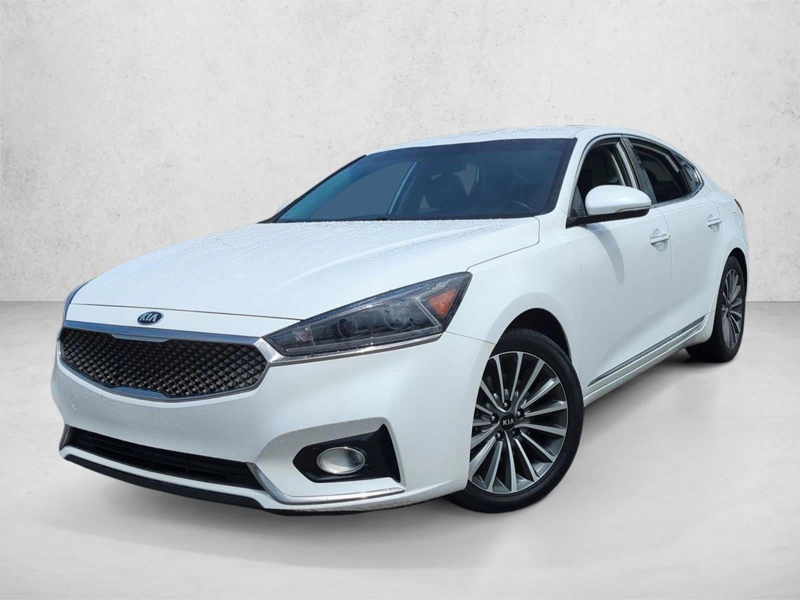 2019 Kia Cadenza Premium Sedan