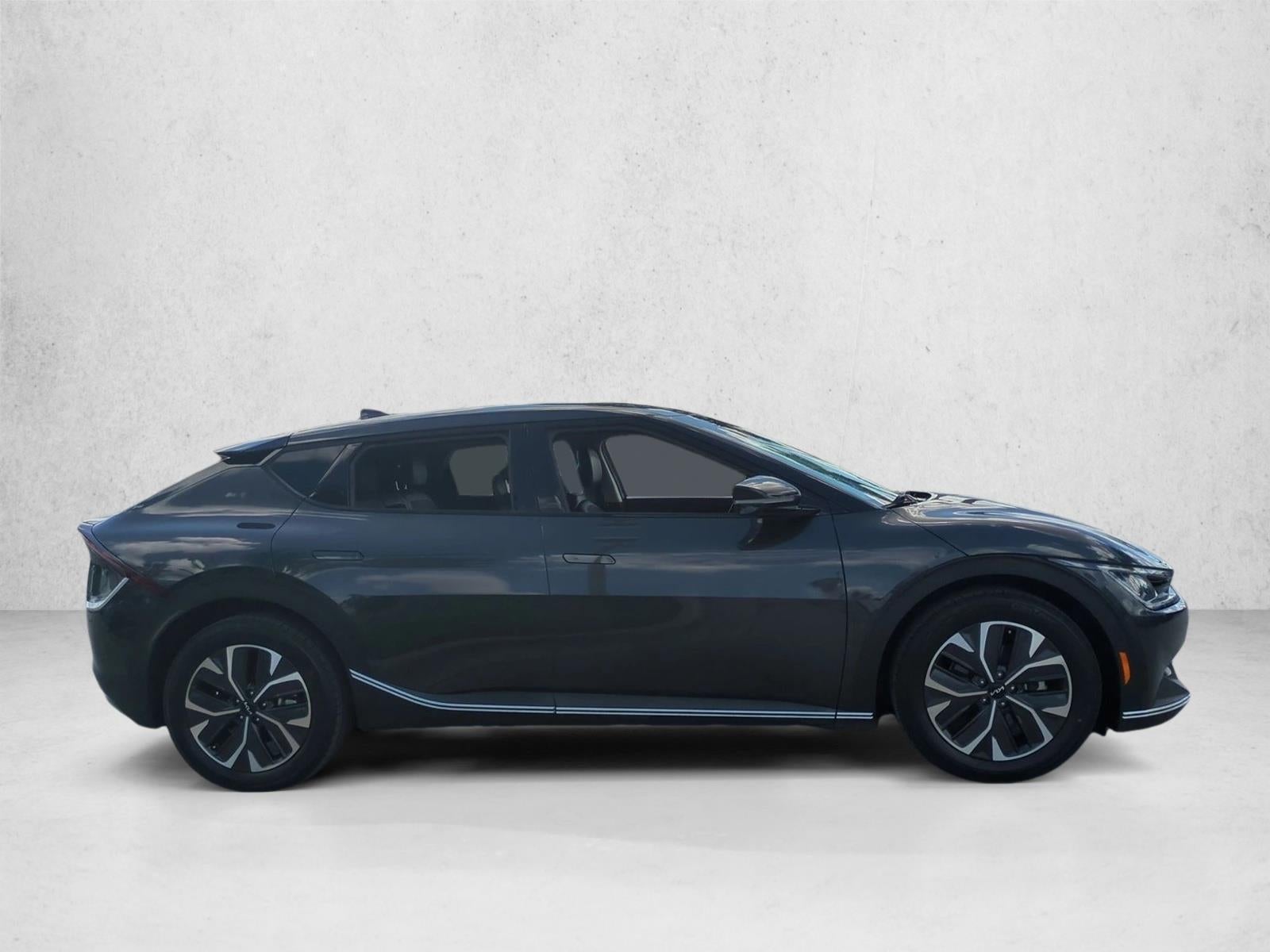2022 Kia EV6 Light RWD