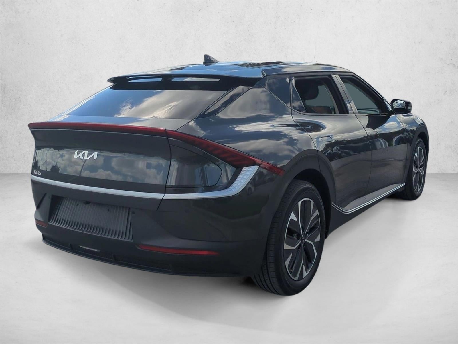 2022 Kia EV6 Light RWD