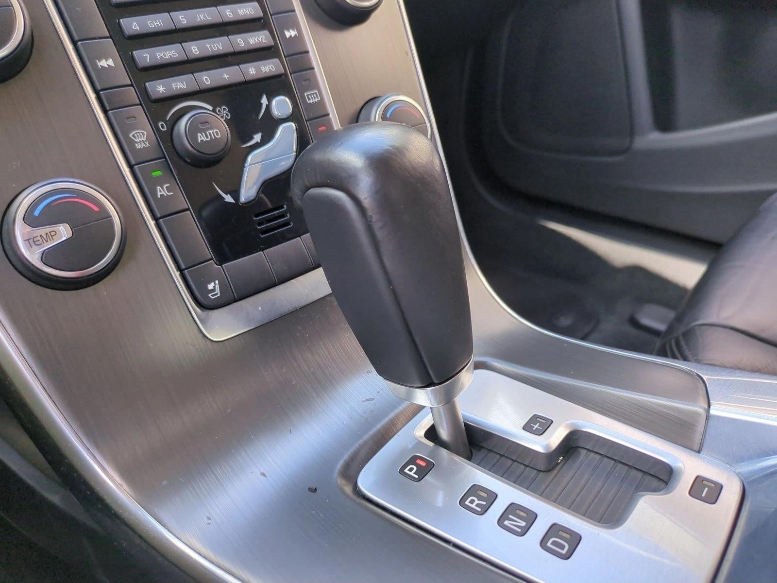 2012 Volvo S60 FWD 4dr Sdn T5 w/Moonroof