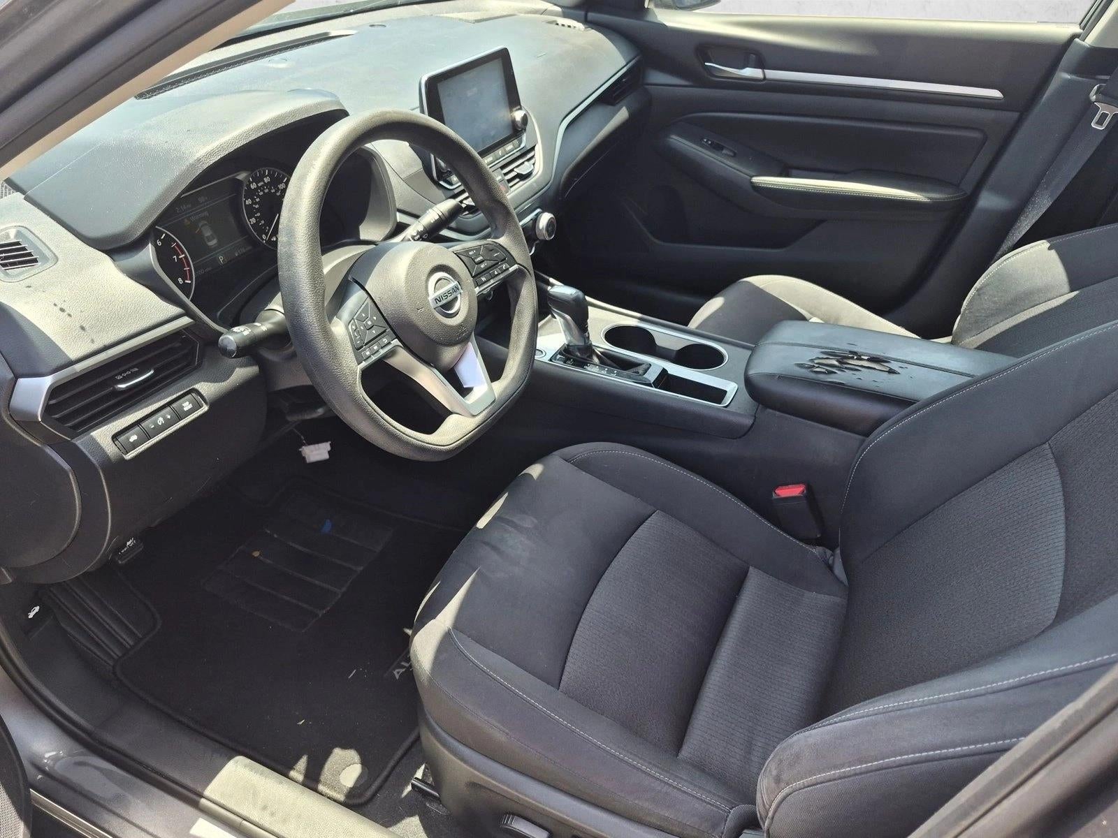 2022 Nissan Altima 2.5 SV Sedan