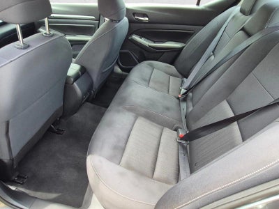 2022 Nissan Altima 2.5 SV Sedan