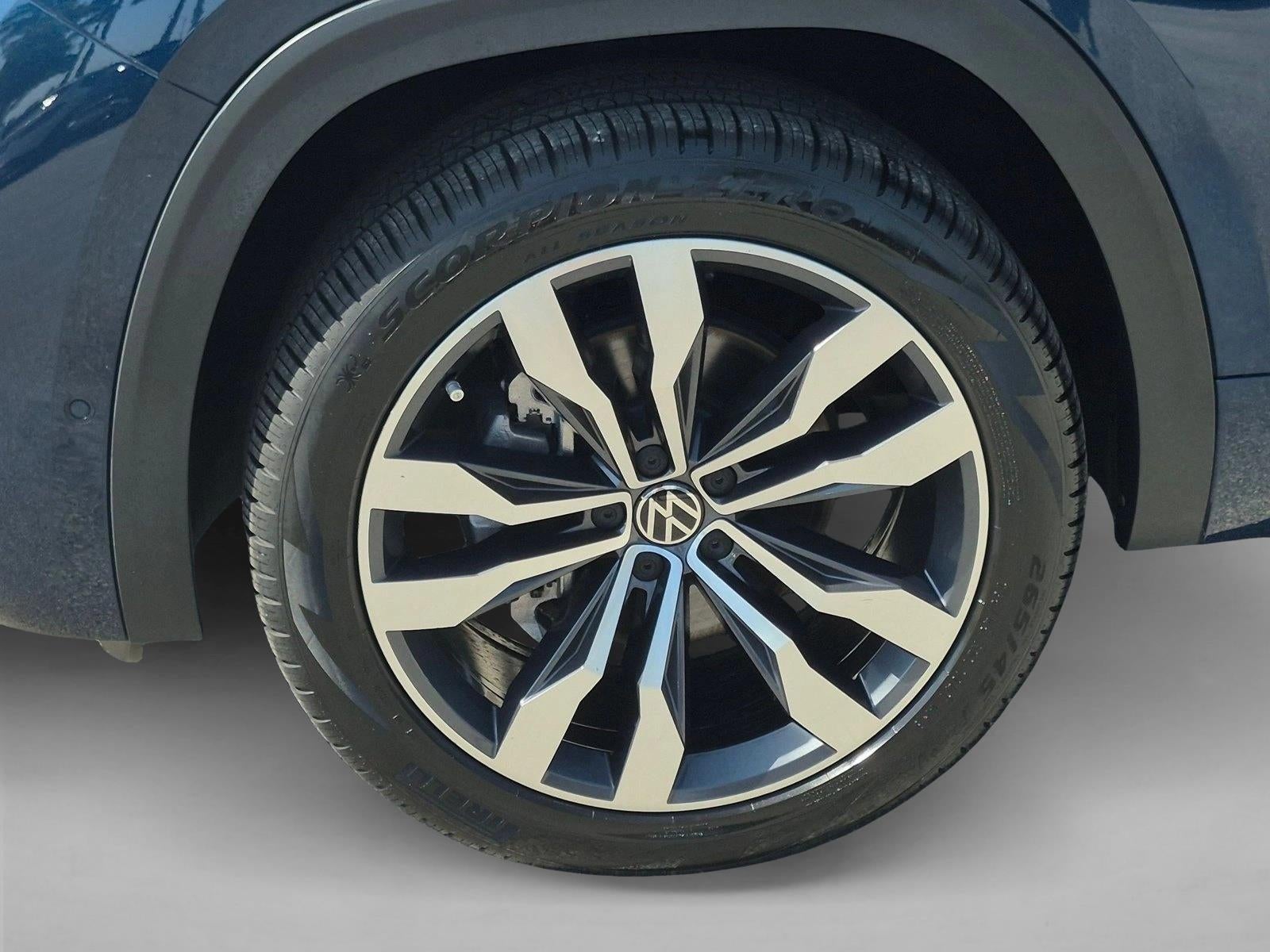 2023 Volkswagen Atlas Cross Sport 3.6L V6 SEL Premium R-Line 4MOTION