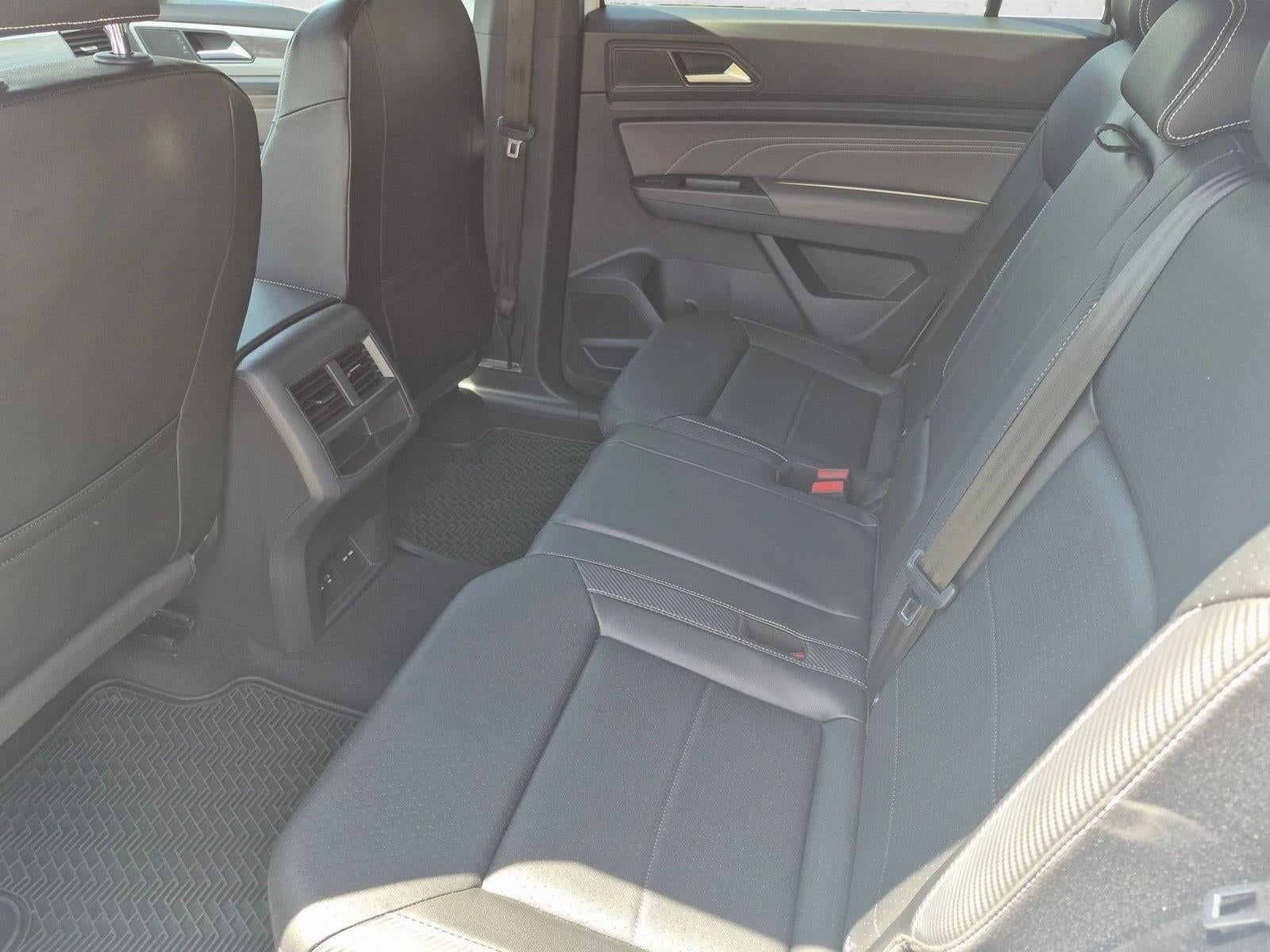 2022 Volkswagen Atlas Cross Sport 3.6L V6 SE w/Technology FWD