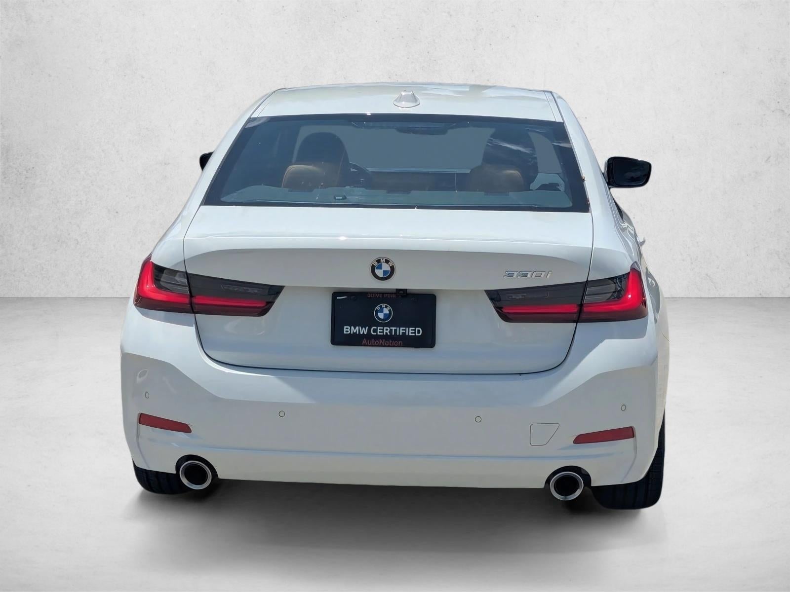 2023 BMW 330i Sedan