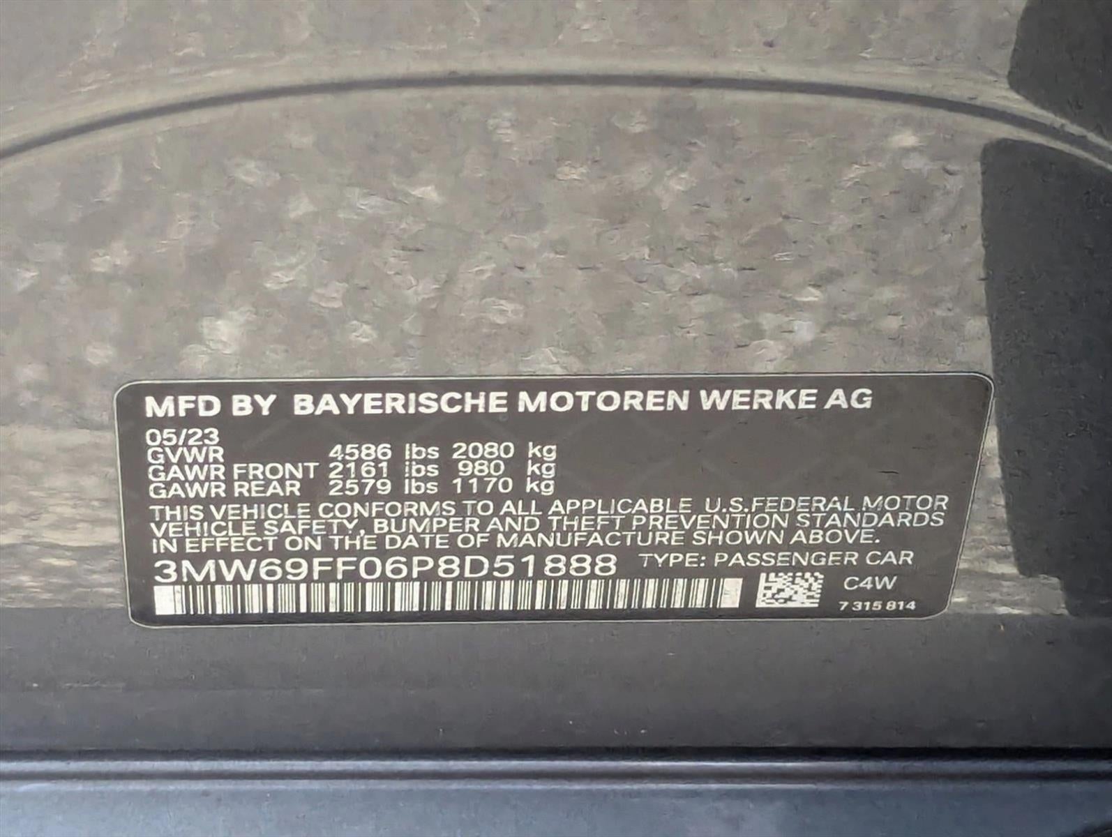 2023 BMW 330i Sedan
