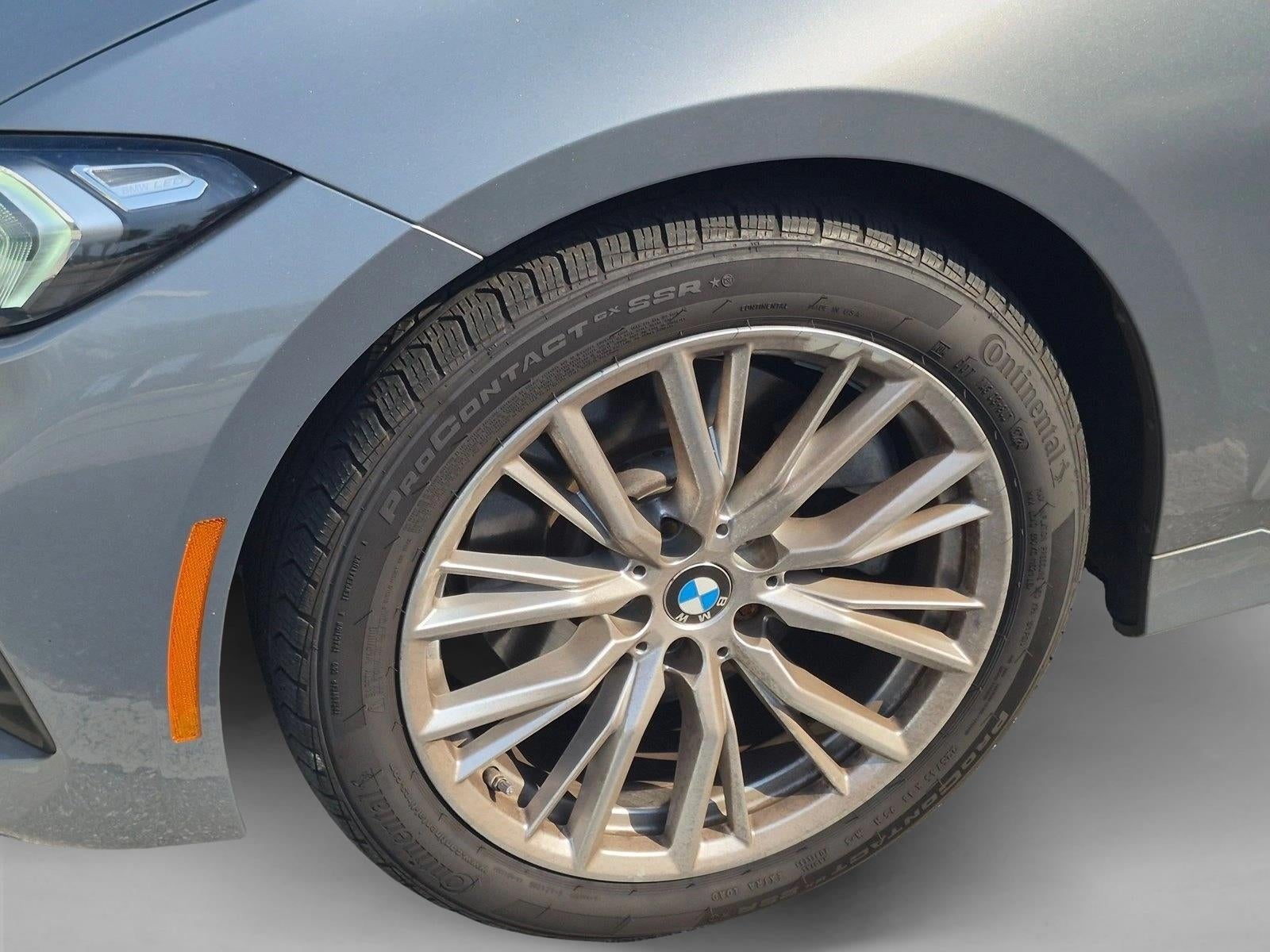 2023 BMW 330i Sedan