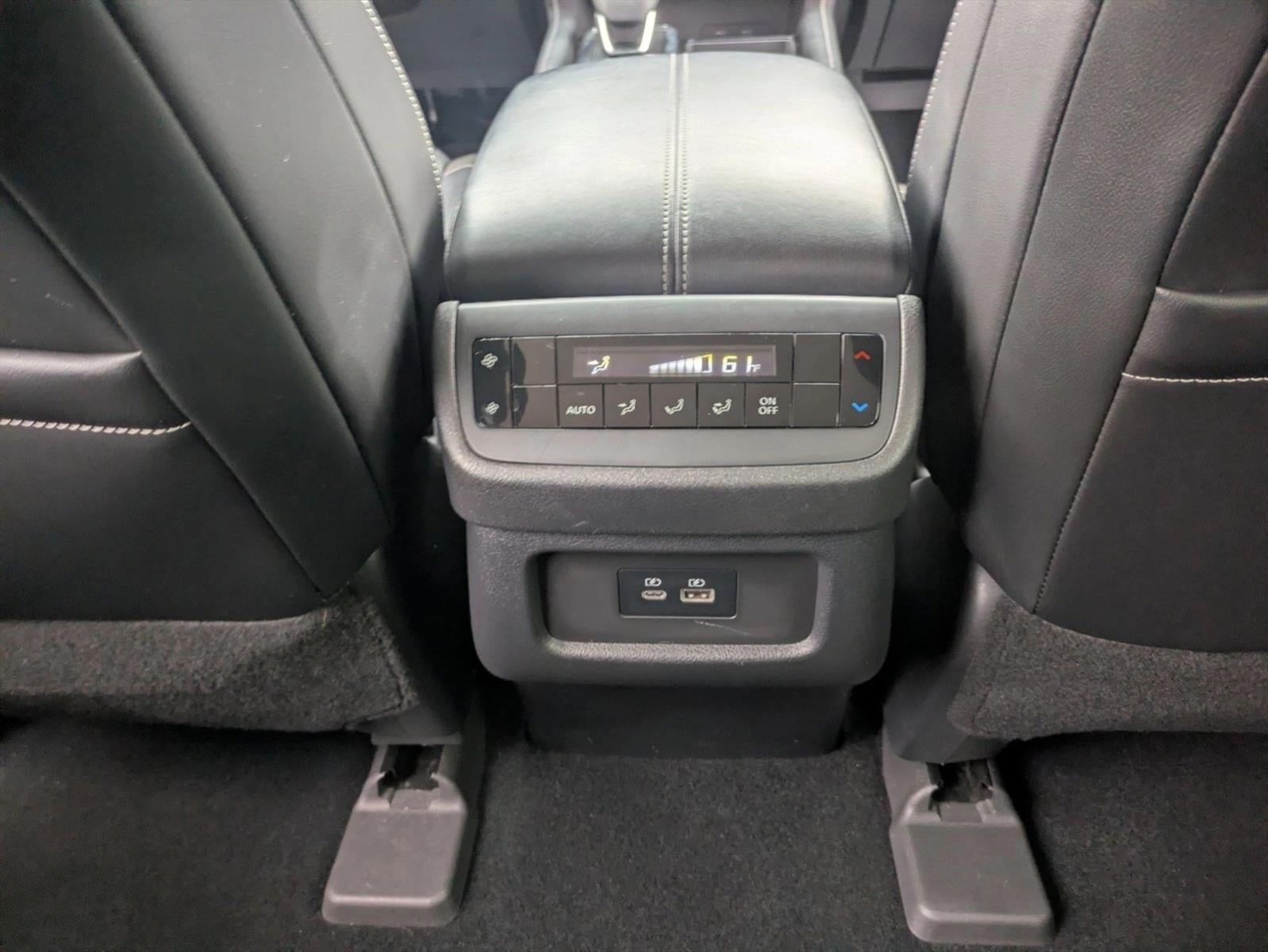 2022 Nissan Pathfinder SL 4WD