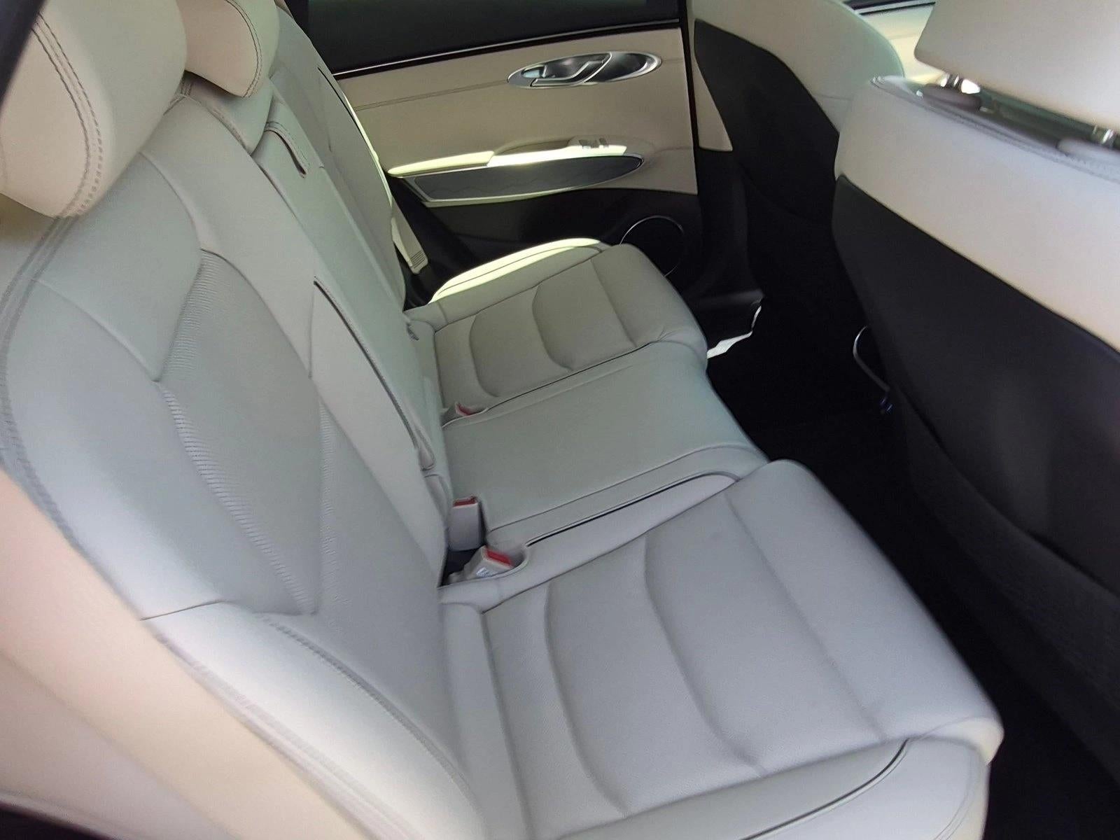 2025 Genesis GV70 2.5T AWD