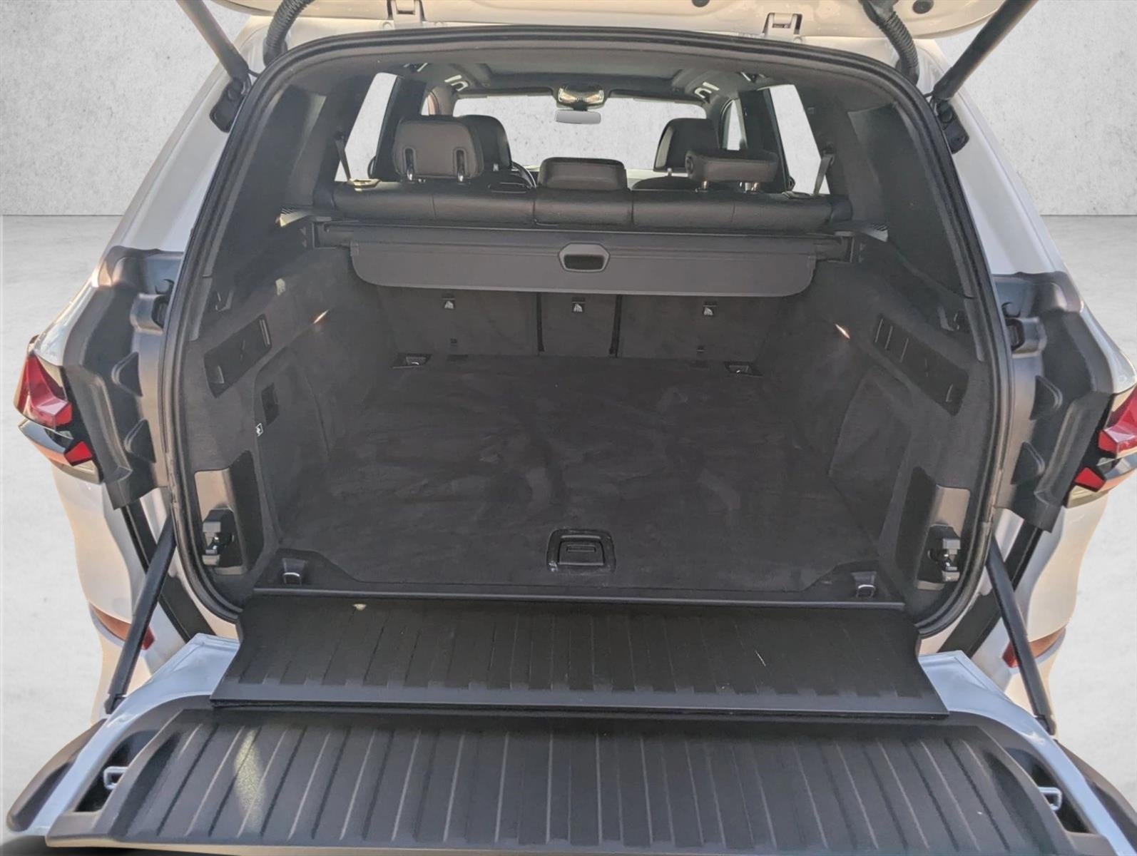 2024 BMW X5 M60i Sports Activity Vehicle