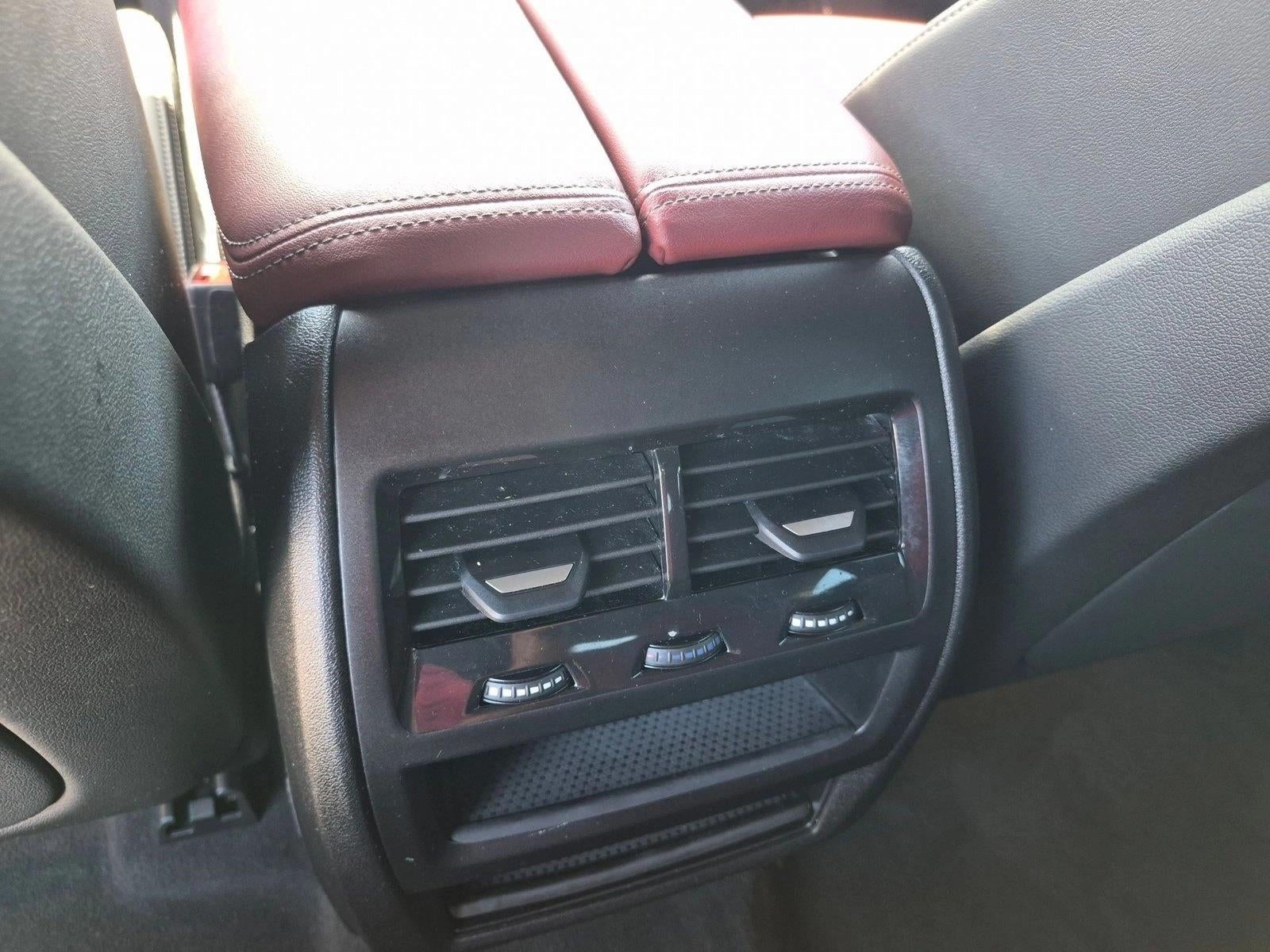 2025 BMW X6 xDrive40i Sports Activity Coupe