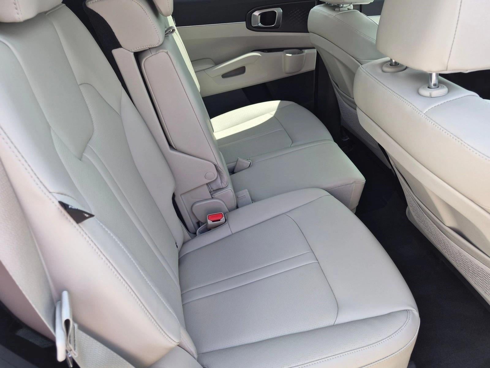 2025 Kia Sorento S FWD