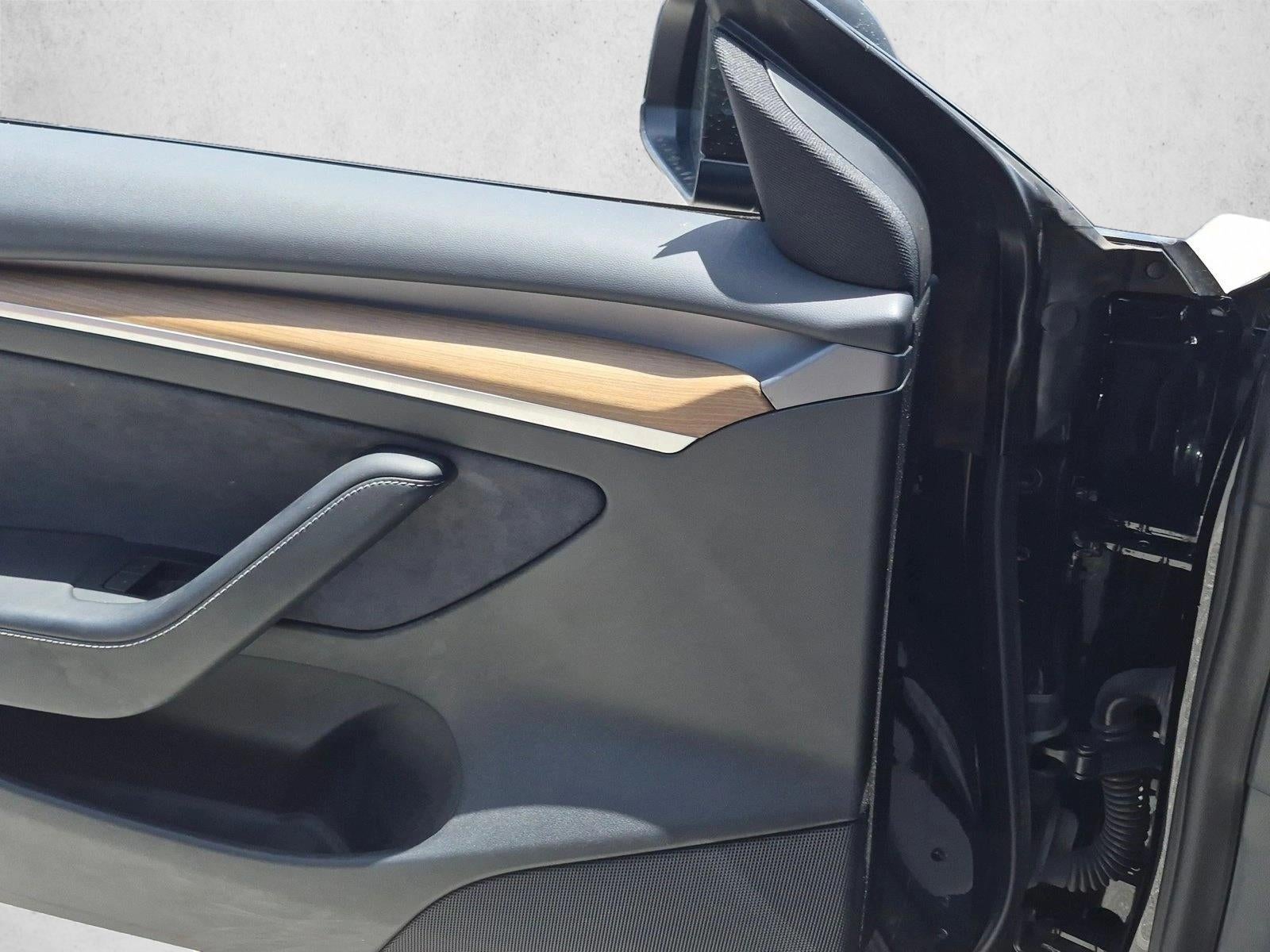 2021 Tesla Model 3 Standard Range Plus RWD