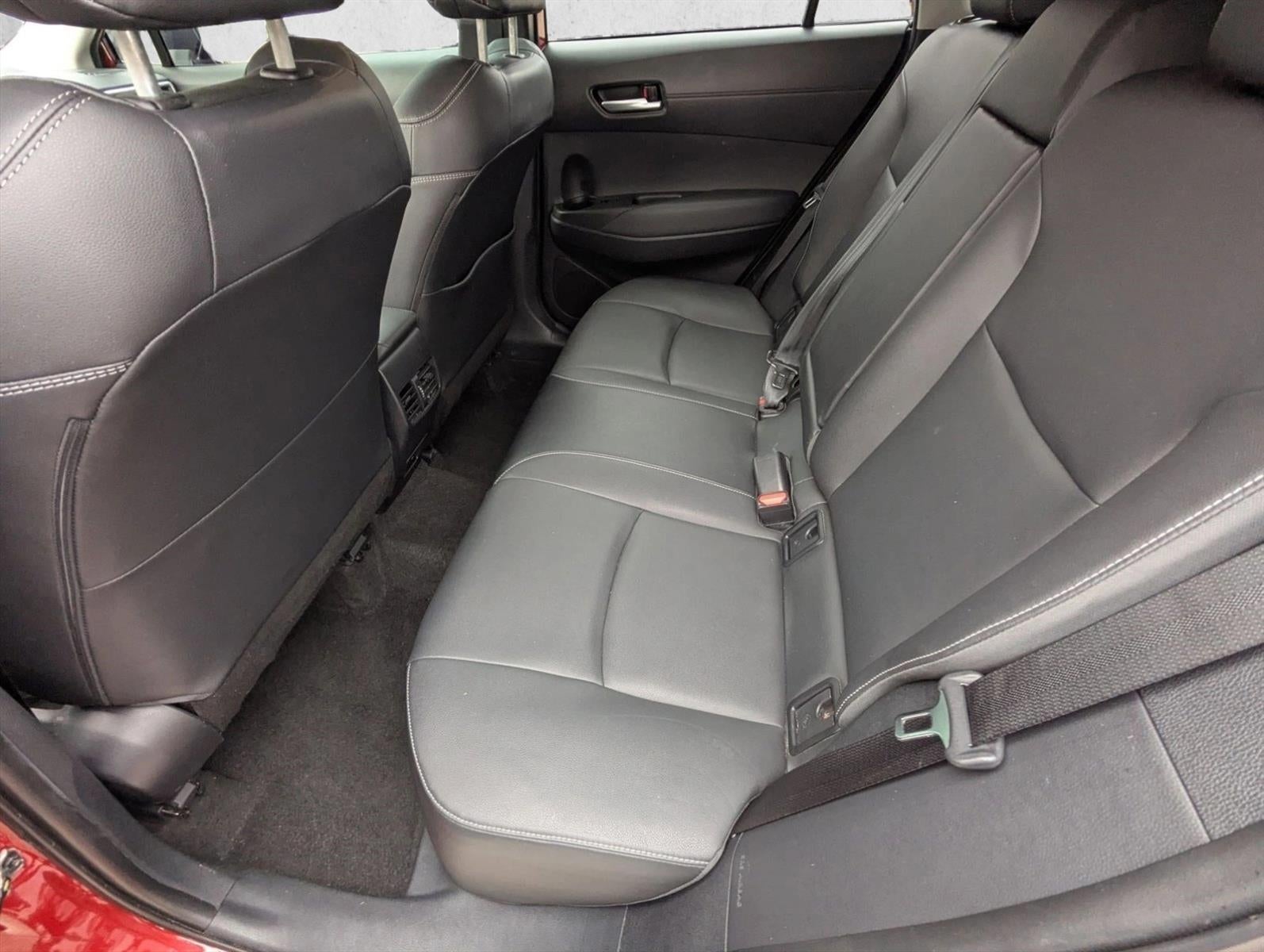 2022 Toyota Corolla Cross XLE 2WD (Natl)