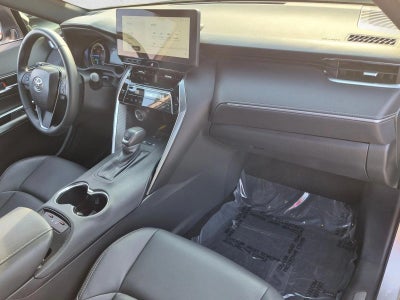 2024 Toyota Venza XLE AWD (SE)