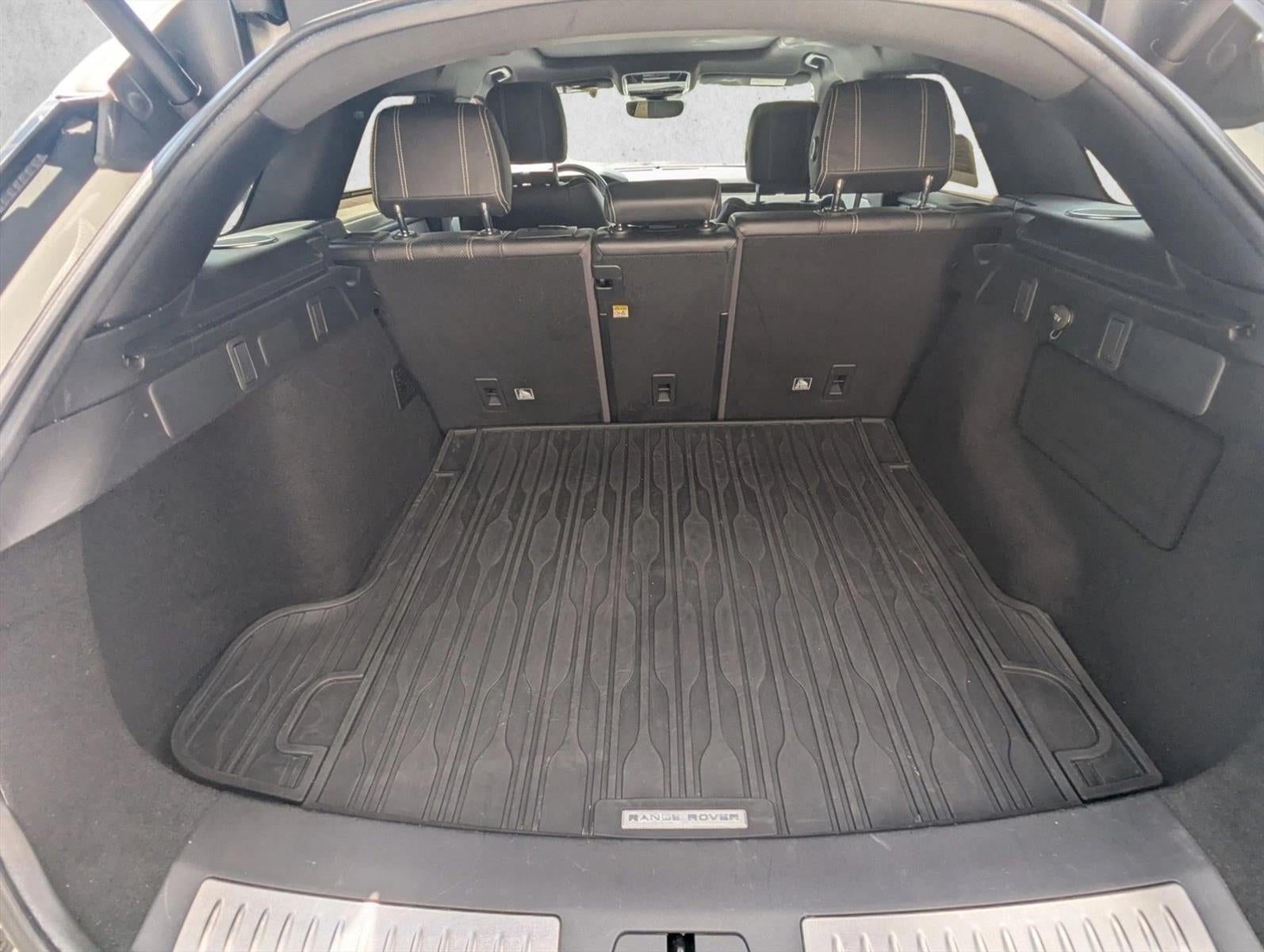 2018 Land Rover Range Rover Velar P380 R-Dynamic SE