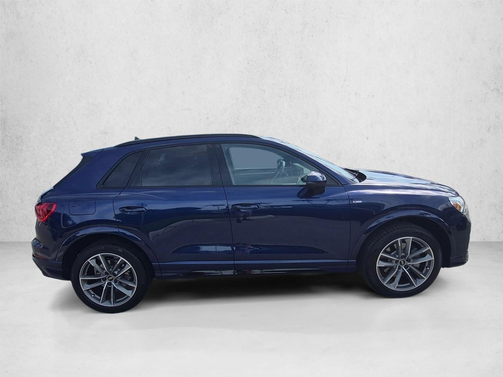 2024 Audi Q3 S line Premium 45 TFSI quattro