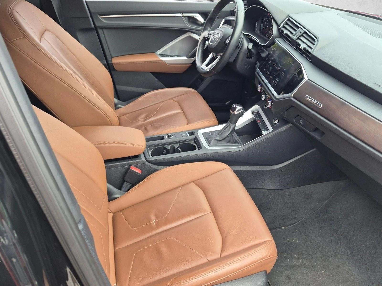 2022 Audi Q3 S line Premium 45 TFSI quattro