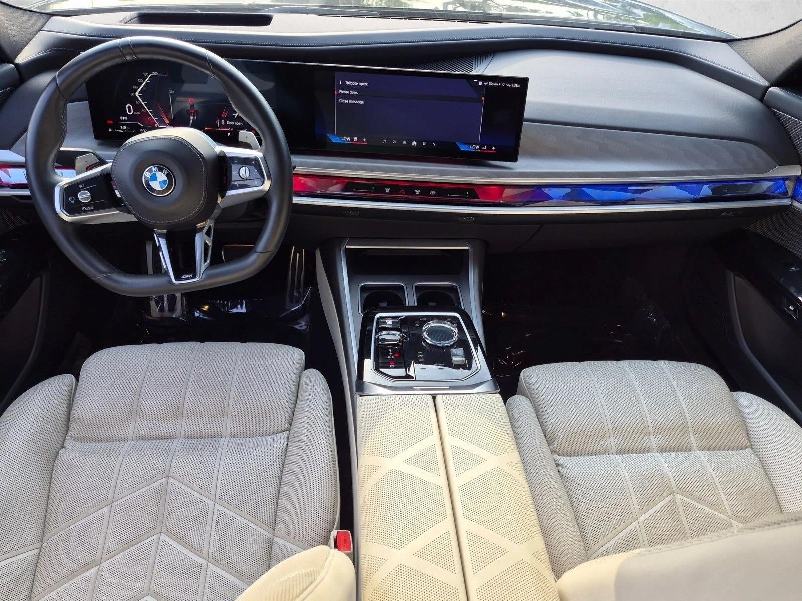 2023 BMW 740i Sedan