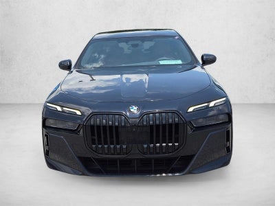 2023 BMW 740i Sedan